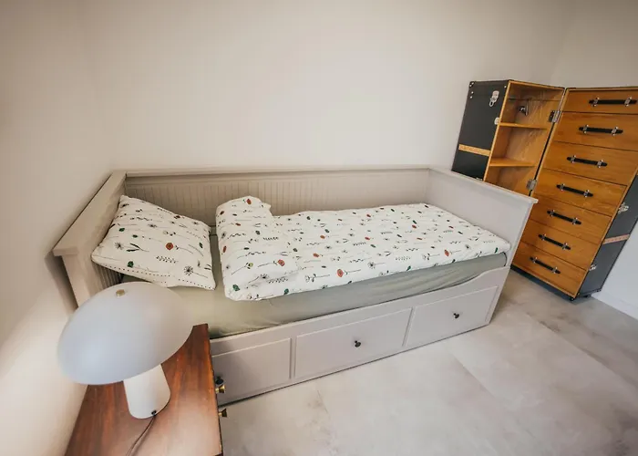 Sliwkowy Sad-plum Orchard-jura