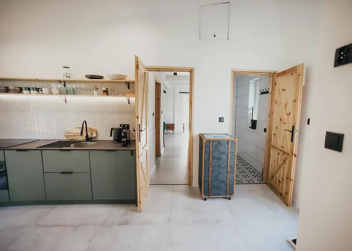 Sliwkowy Sad-plum Orchard-jura Casa vacanze Mirow (Silesia)