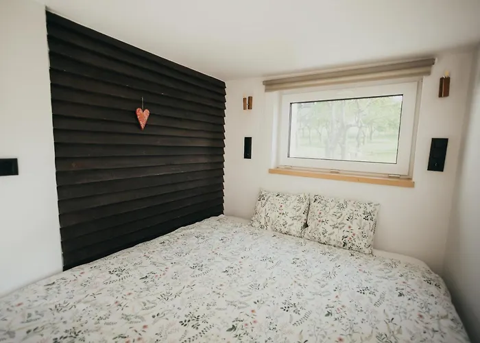 śliwkowy Sad-plum Orchard-jura Dom wakacyjny Mirow (Silesia)